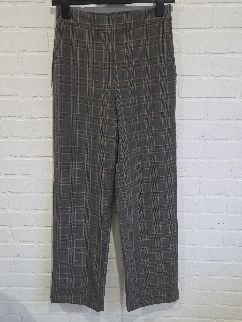 Women's Gray Plaid Wide-Leg Trousers